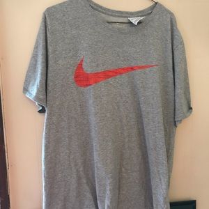 Nike t-shirt